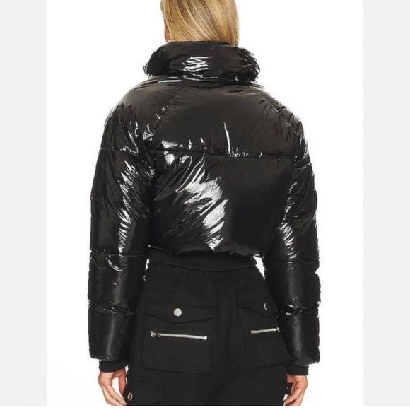 NWT Blank NYC Cold Lover Crop Puffer Jacket Size Large - Picture 4 of 11